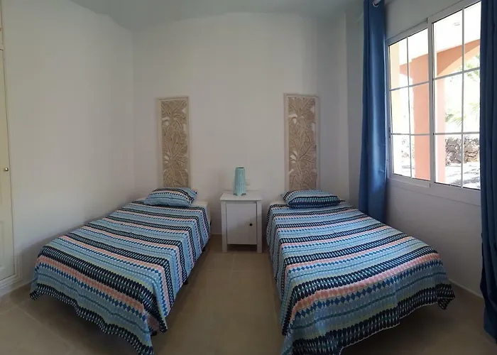 The Paradise On The Ocean 3 *