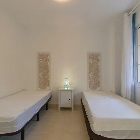 The Paradise On The Ocean 3 *